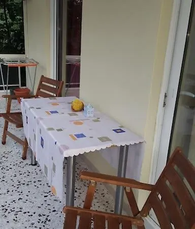 アパート στην παραλία της καλαμάτας *